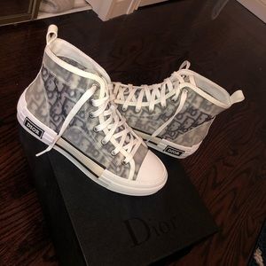 Dior oblique high top sneakers size euro 38
